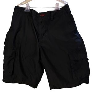Tony Hawk black cargo shorts size 34